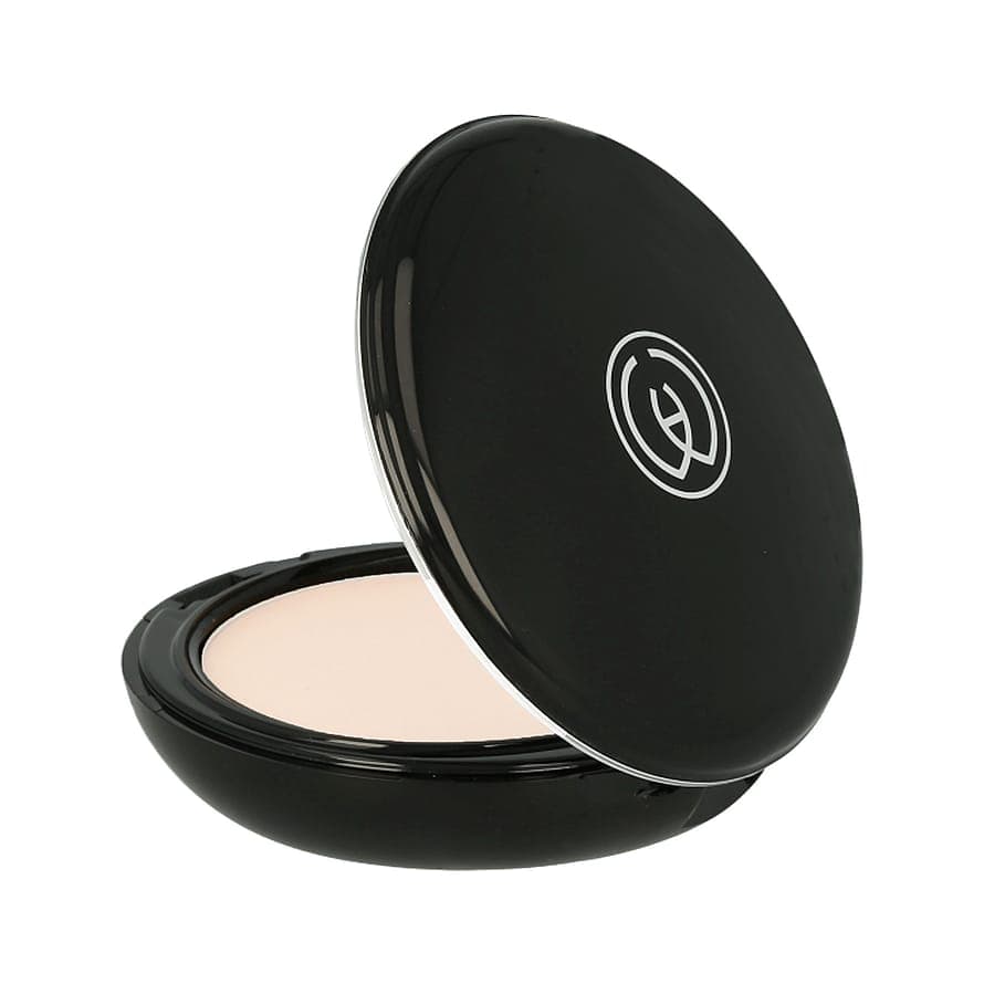 Maria Åkerberg Compact Cover (Light)